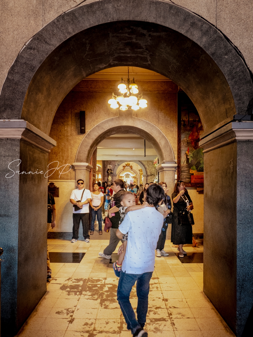 フィリピン セブ島 マクタン島 サント・ニーニョ教会 観光 館内