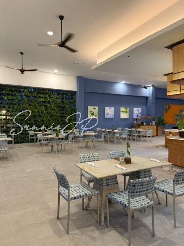 フィリピン セブ島 マクタン島 Bluewater Maribago Pizzeria Delfino's 店内