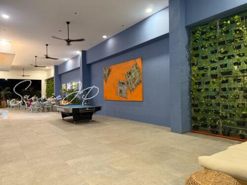 フィリピン セブ島 マクタン島 Bluewater Maribago Pizzeria Delfino's 店内 ビリヤード