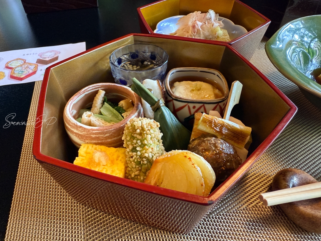 とうふ屋うかい鷺沼店の彩り重