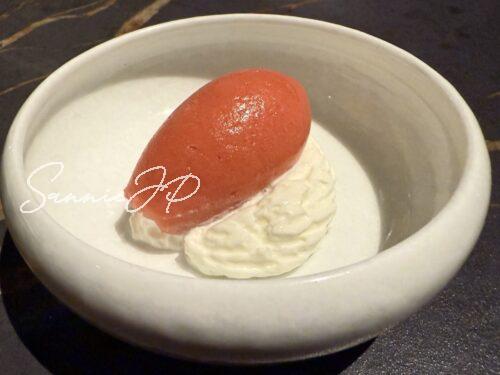 苺ソルベと練乳ムース