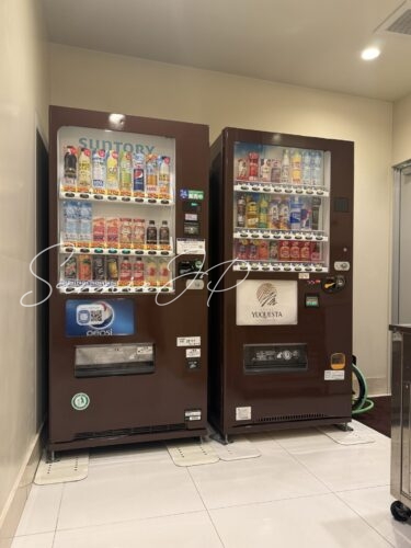 ホテルユクエスタ旭橋の自動販売機
