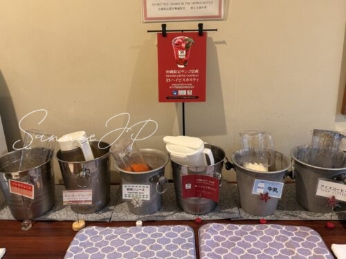 ホテルユクエスタ旭橋の朝食会場のフリードリンク