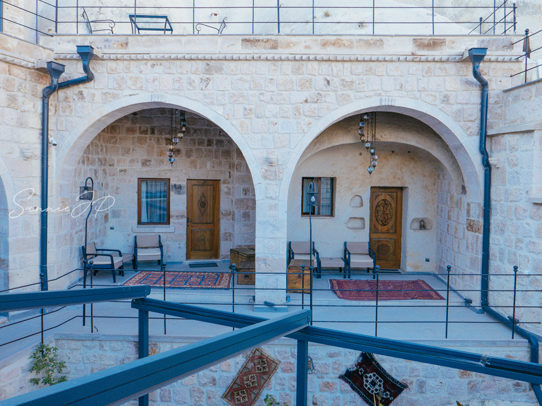 トルコ ギョレメ カッパドキア Majestic Cave Houseの敷地内