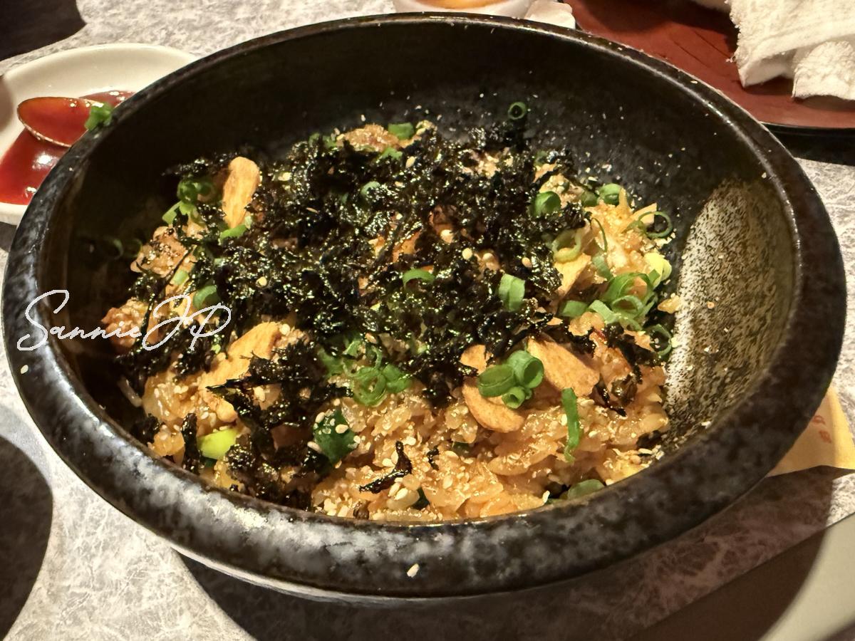 ソウルガーデンで注文した腸飯と卵黄